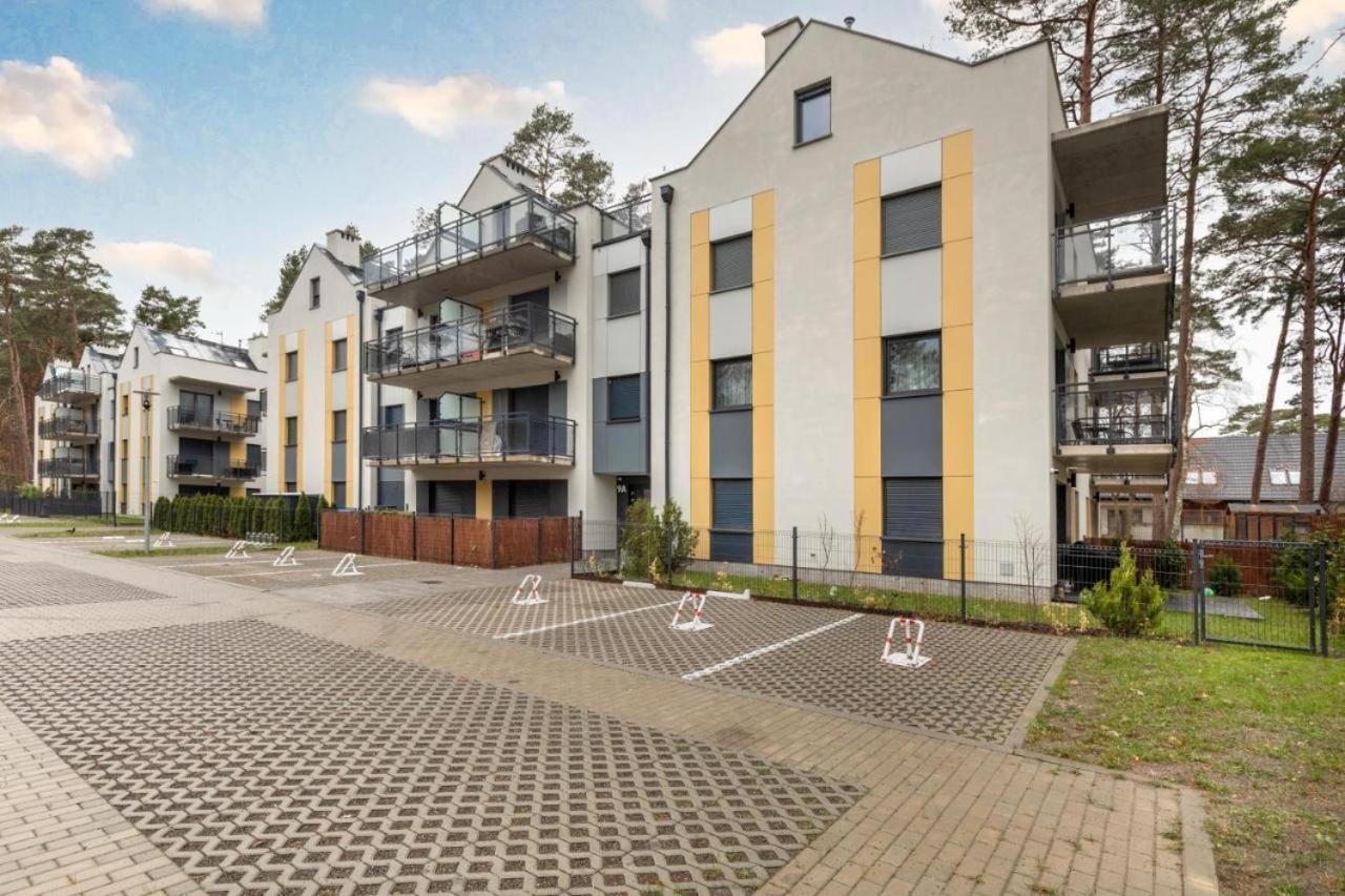 Apartament By Karol ミエンジボジェ エクステリア 写真